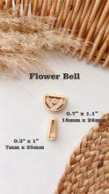 Load image into Gallery viewer, Flower Bell (2pc)
